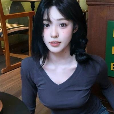 神秘裸女